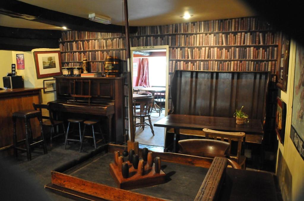 The Red Lion Inn Babcary Eksteriør billede